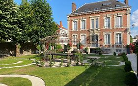 La Demeure de Charme